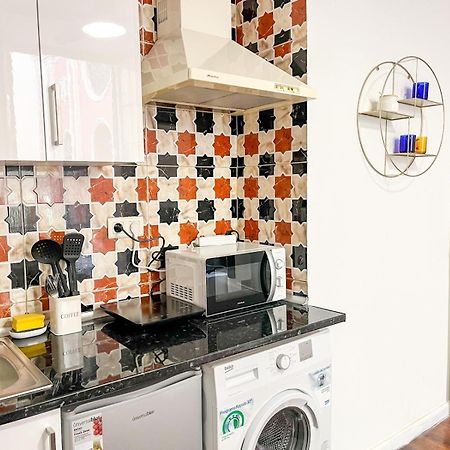 Apartamentos Malaga Centro Bagian luar foto