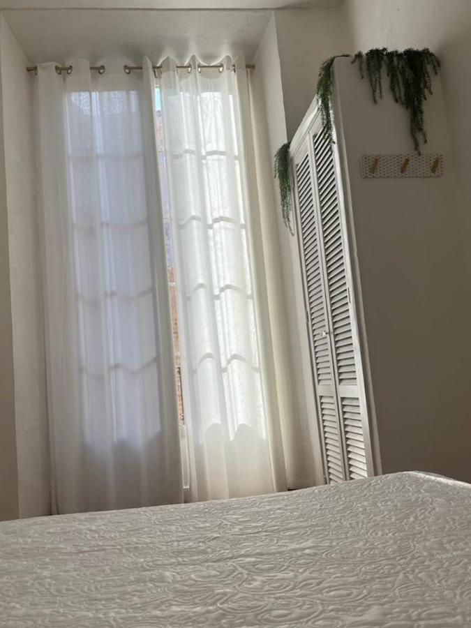 Apartamentos Malaga Centro Bagian luar foto