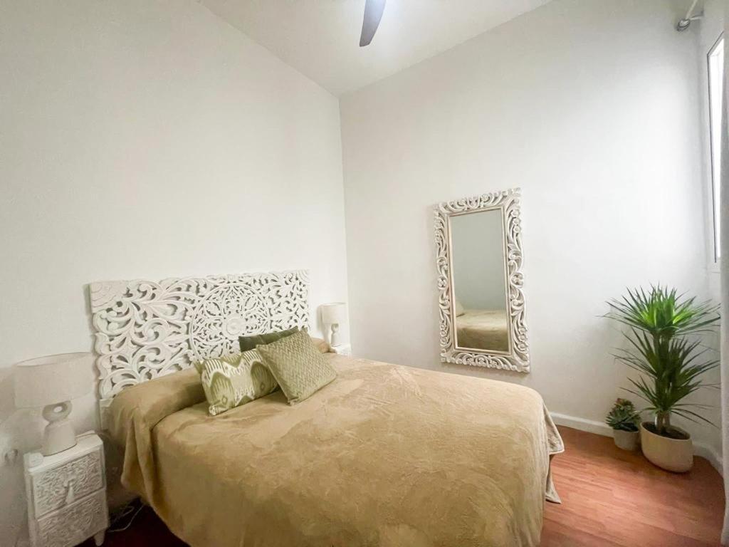 Apartamentos Malaga Centro Bagian luar foto